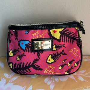 BETSEY JOHNSON ZIP FISH BAD TO THE BONE HEART COSMETIC MAKEUP BAG POUCH